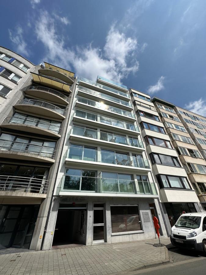 St James - Park View - High End Appartement Остенде Екстер'єр фото